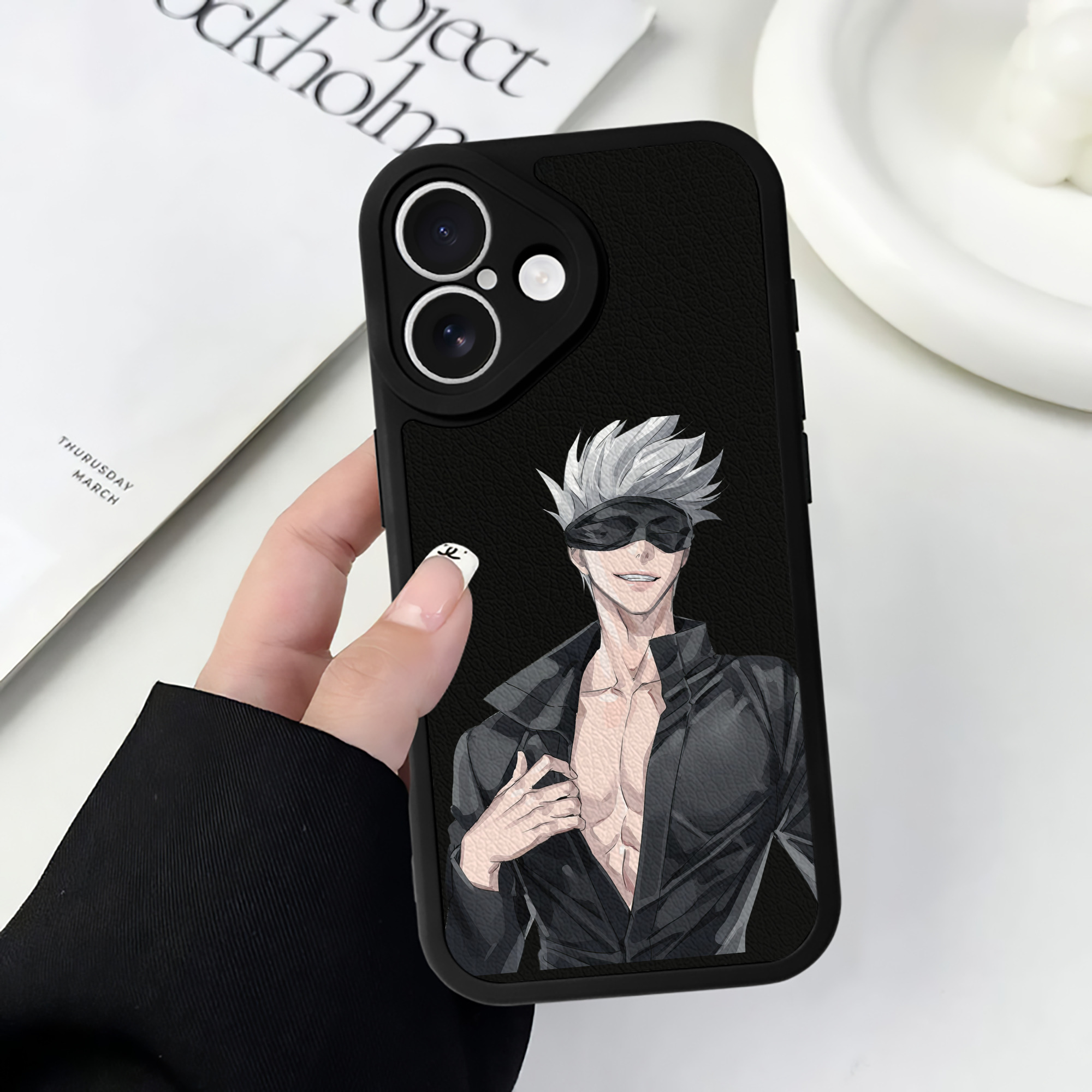 （画像用） 呪術廻戦 Jujutsu Kaisen 【iPhone 16シリーズ対応】シリコンスマホケース（レザー調） 材質：シリコン